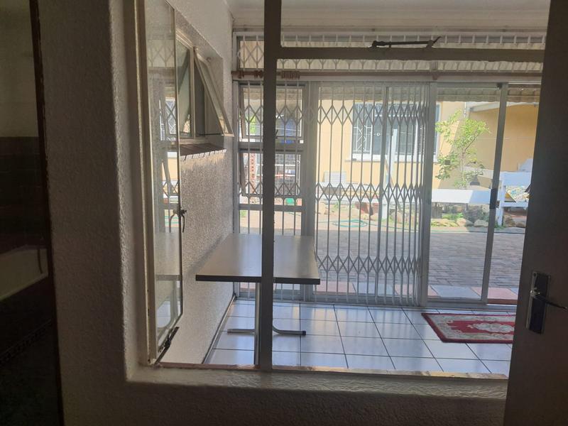 To Let 1 Bedroom Property for Rent in Sarepta Western Cape